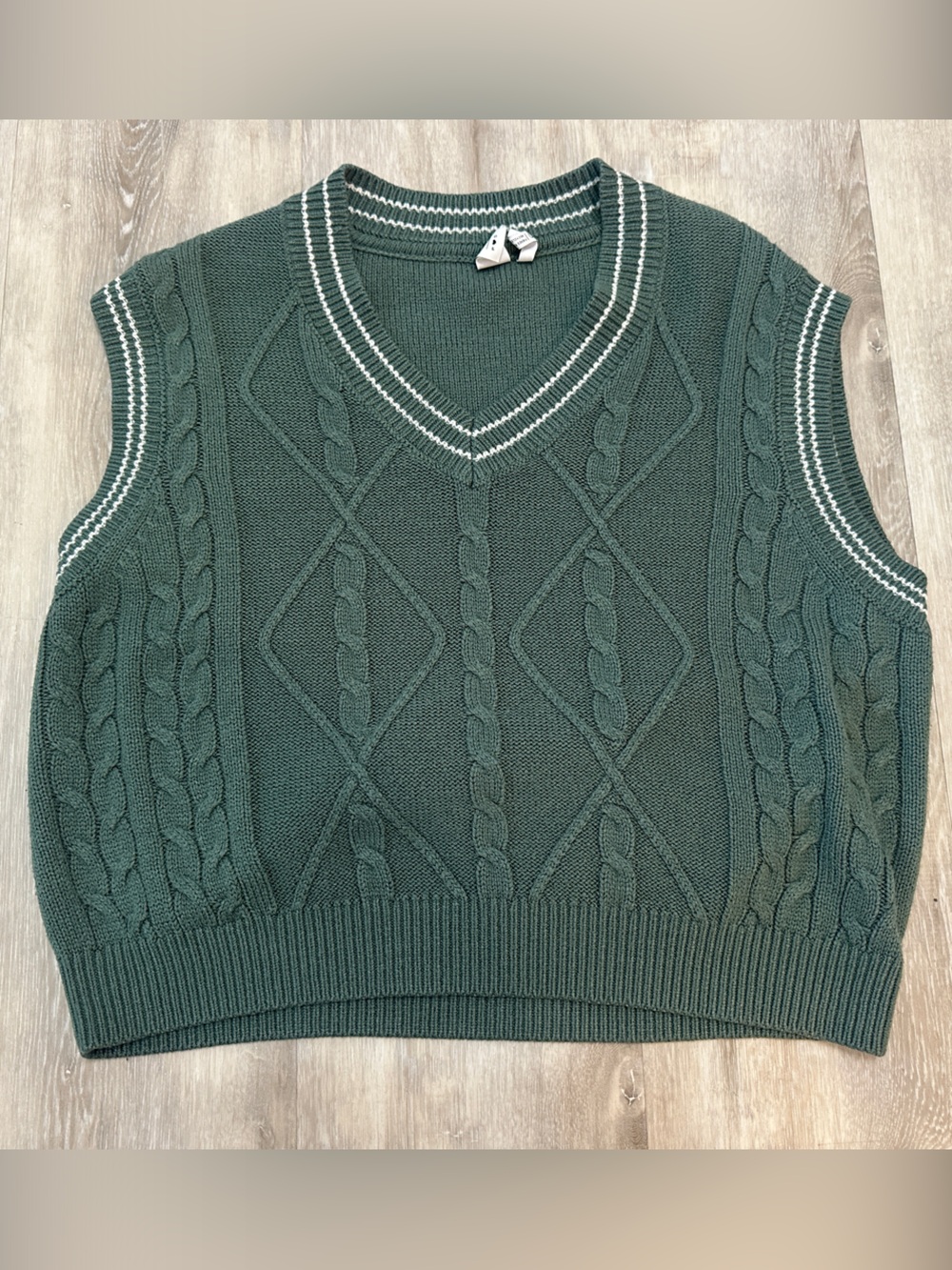 Simon’s Women’s Knit V-Neck Sweater Vest in Green L